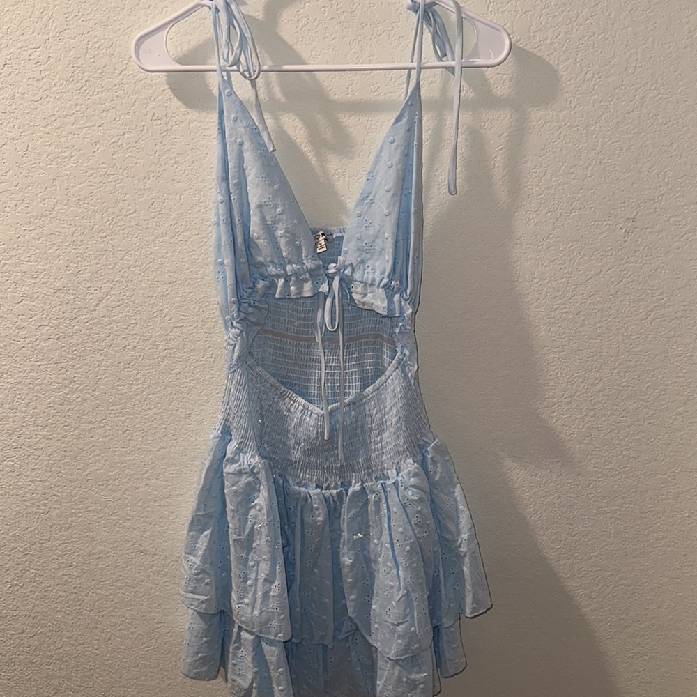 Medium cut out blue dress